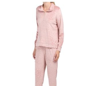 Velour lounge set with quarter zip